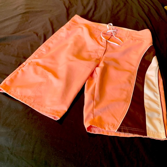 Board Shorts NWOT - Picture 1 of 7